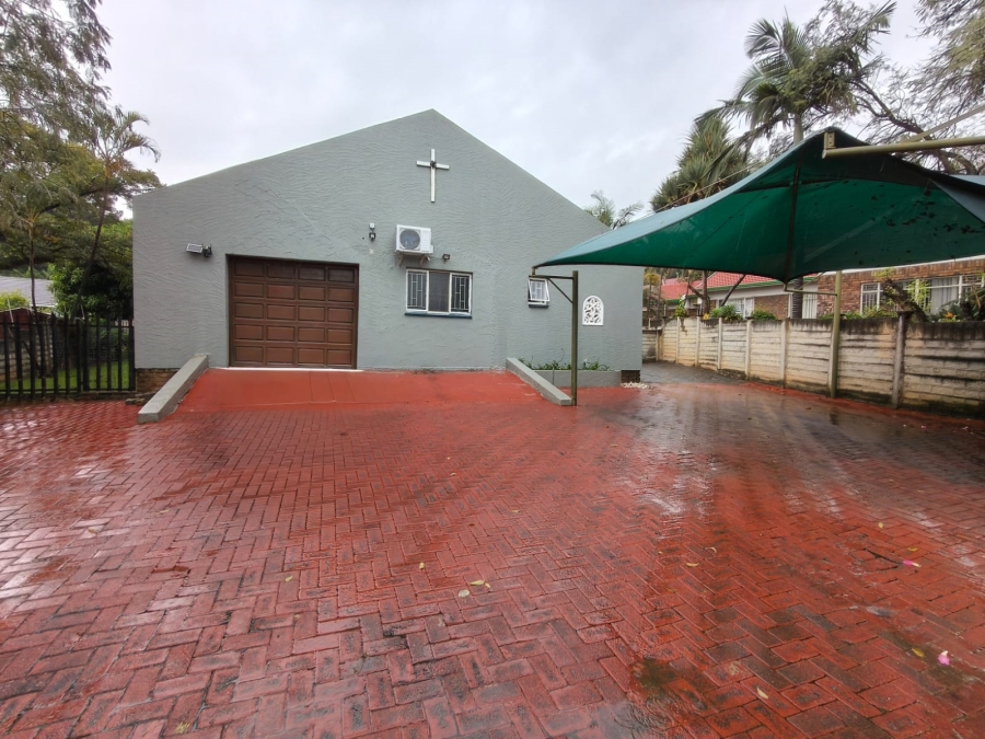 4 Bedroom Property for Sale in Safari Gardens North West